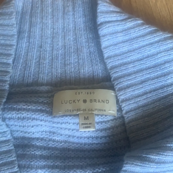 Lucky Brand beautiful blue sweater size M - Picture 2 of 7